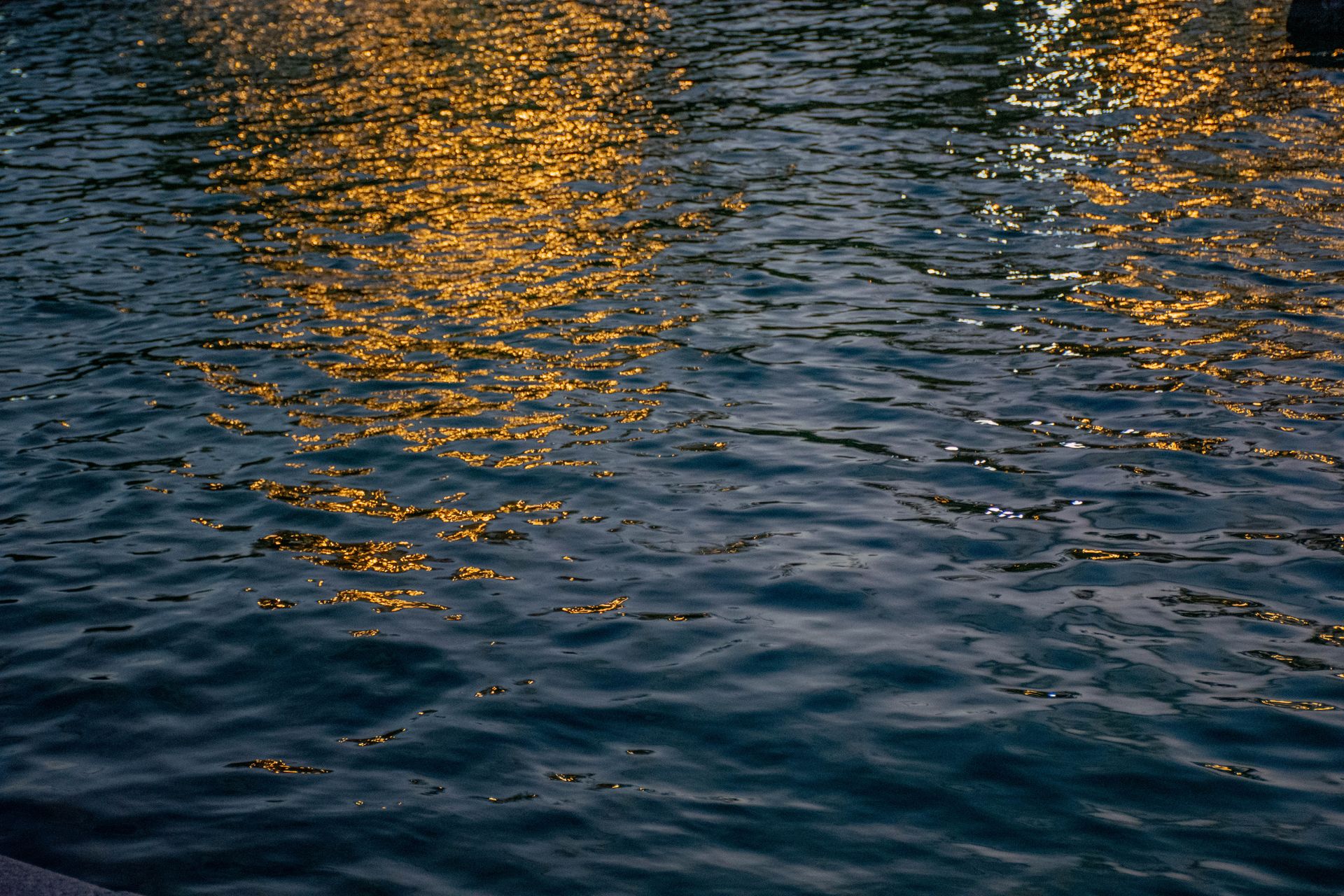 Sound Bath Floating